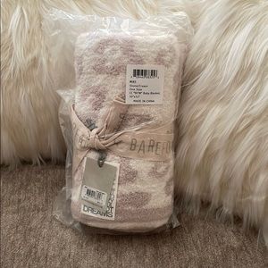Barefoot dreams blanket